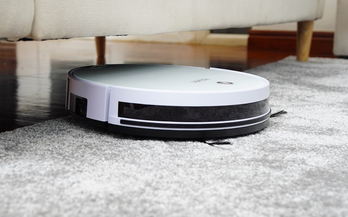 A Beginner Guide to Choosing Your First Vacuum Cleaner