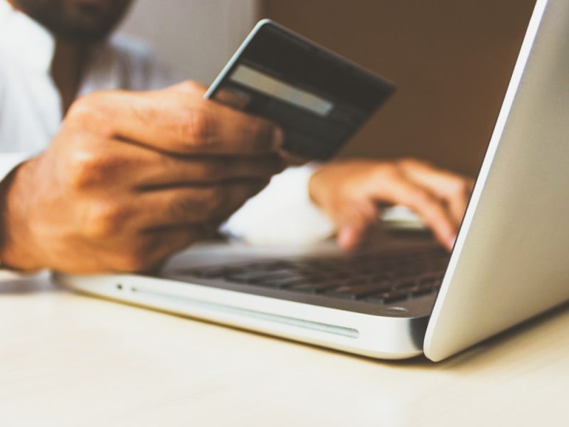 The Quiet Use of Urgency in Online Stores